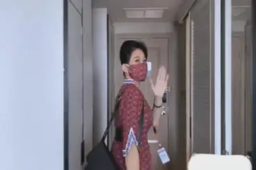 Bermalam Sama Pramugari Cantik Ngentot Brutal Sampe Memek Banjir